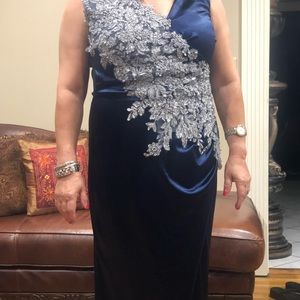 Women’s customized dress